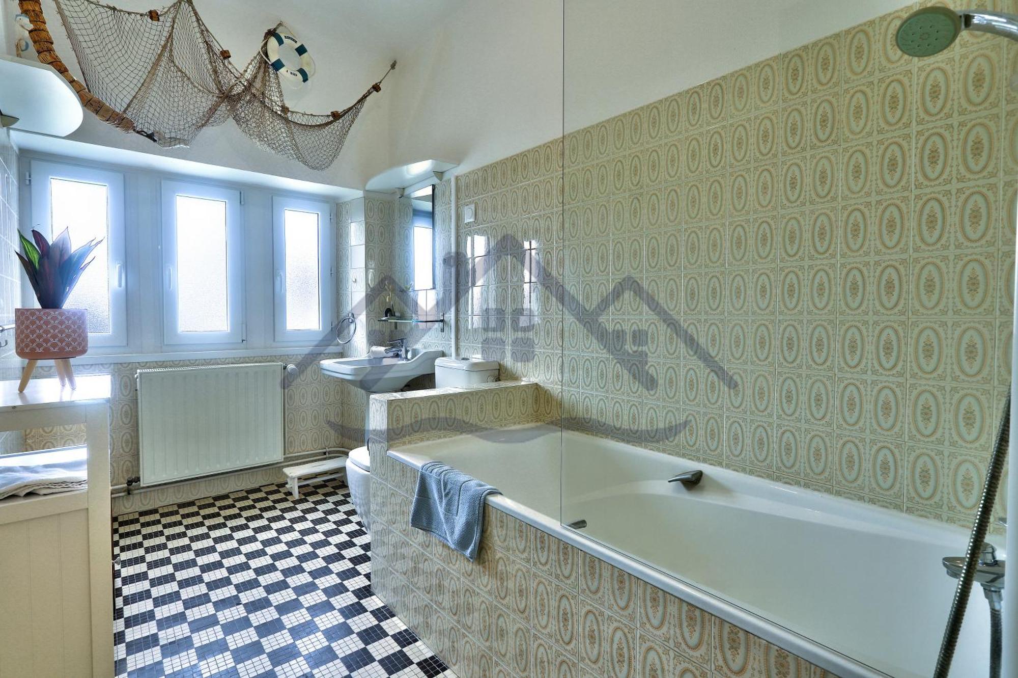 Ty Geoland - Maison à deux pas du centre avec jardin au Guilvinec - Wifi inclus - Animaux bienvenus- Linge de lit inclus - Serviettes et ménage de fin de séjour en option Exterior foto