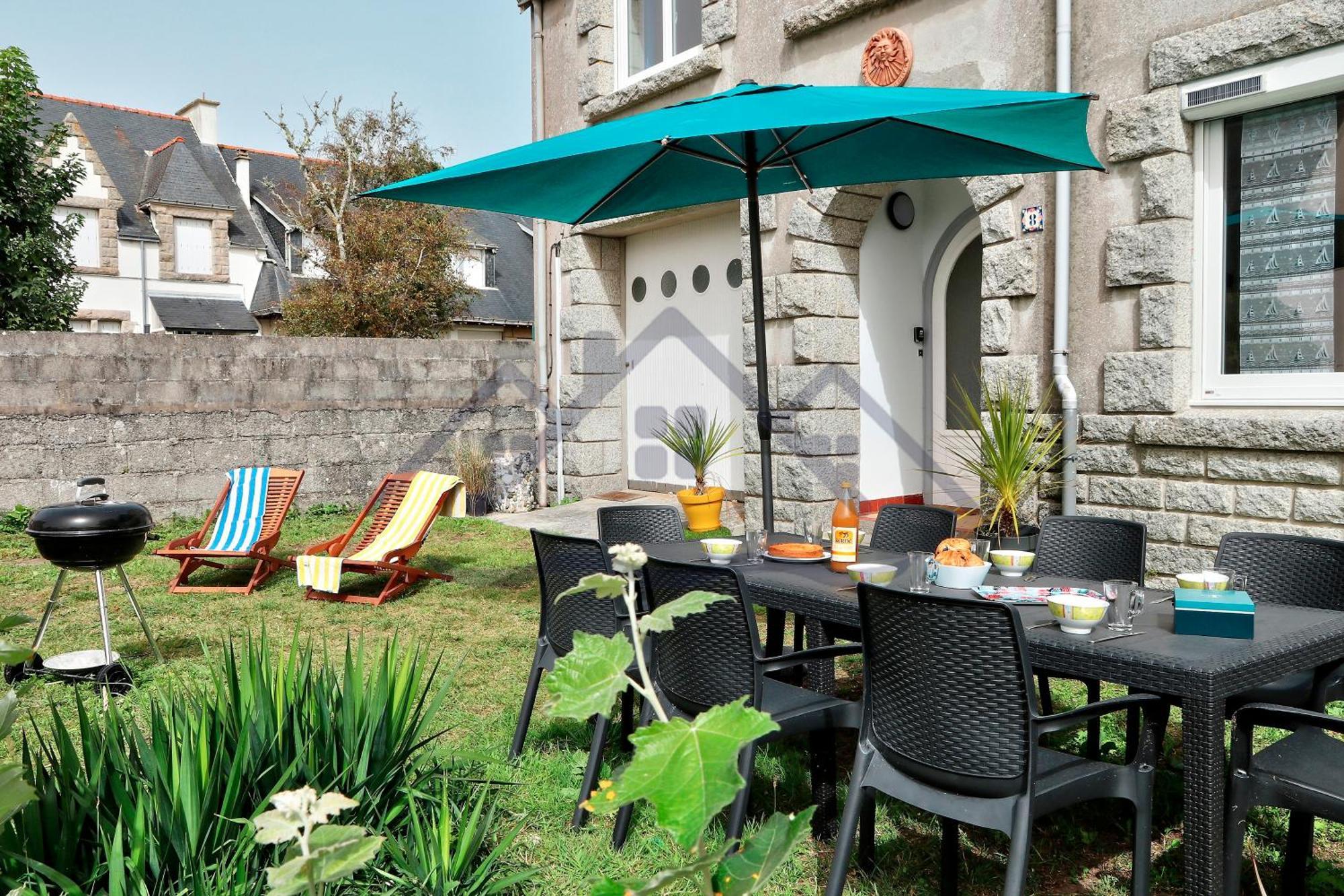 Ty Geoland - Maison à deux pas du centre avec jardin au Guilvinec - Wifi inclus - Animaux bienvenus- Linge de lit inclus - Serviettes et ménage de fin de séjour en option Exterior foto